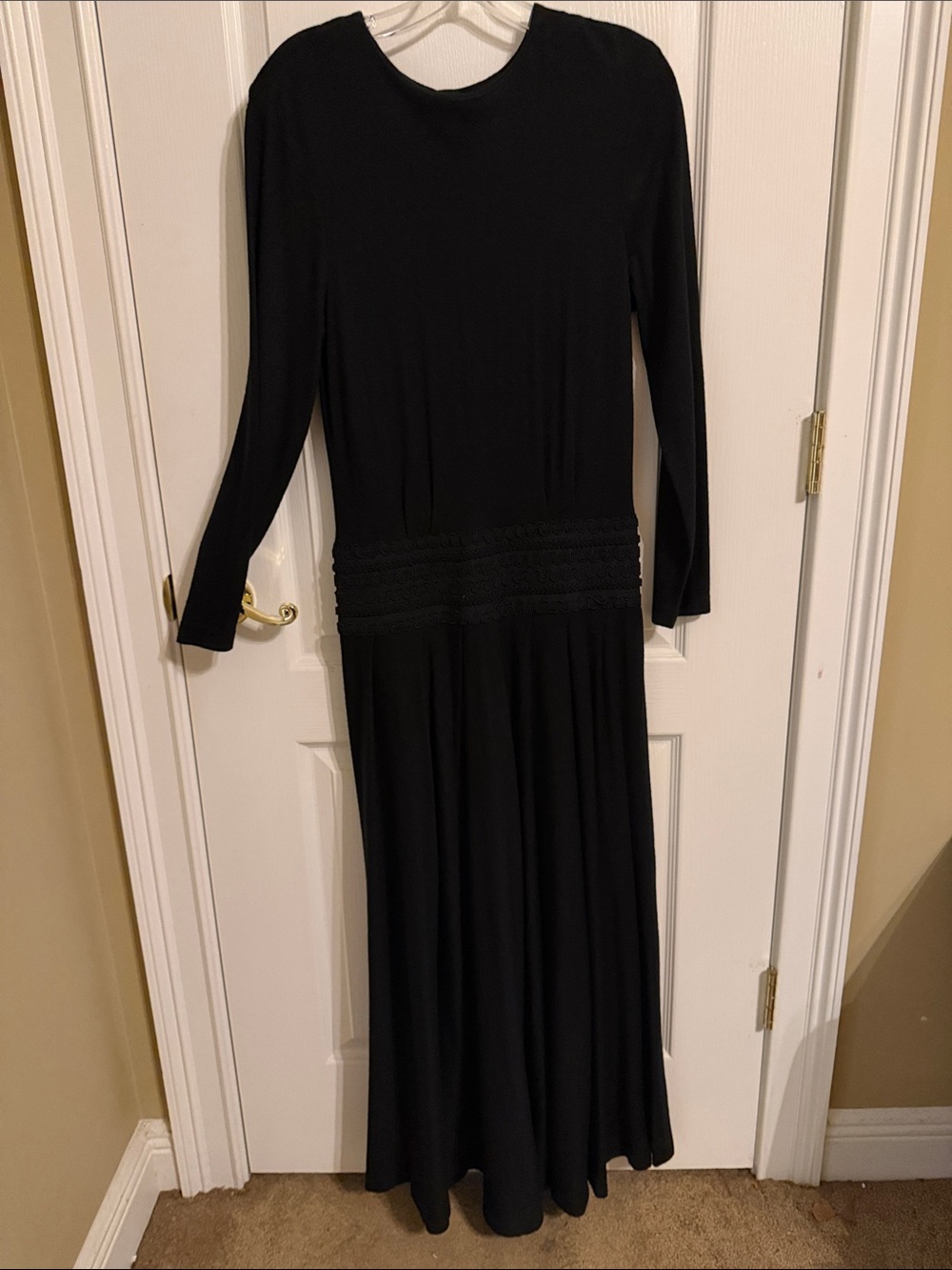 Nancy Johnson Classic Black Long Sleeve Maxi Dress Vintage